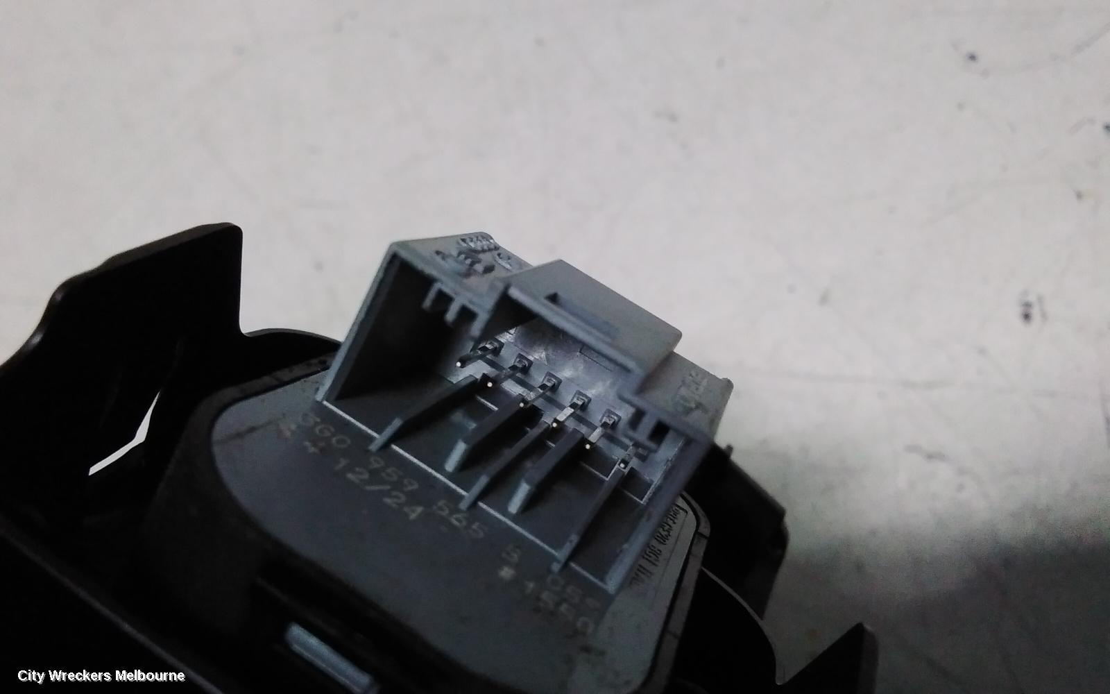 VOLKSWAGEN POLO PWR DR WIND SWITCH, AW-AE, RH FRONT (MASTER SWITCH), NON CHROME INSERT TYPE, 09/2017 ONWARDS