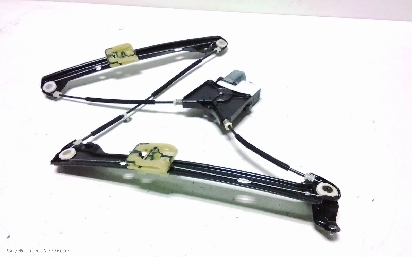 VOLKSWAGEN POLO LEFT FRONT WINDOW REG/MOTOR, AW, 09/2017 ONWARDS