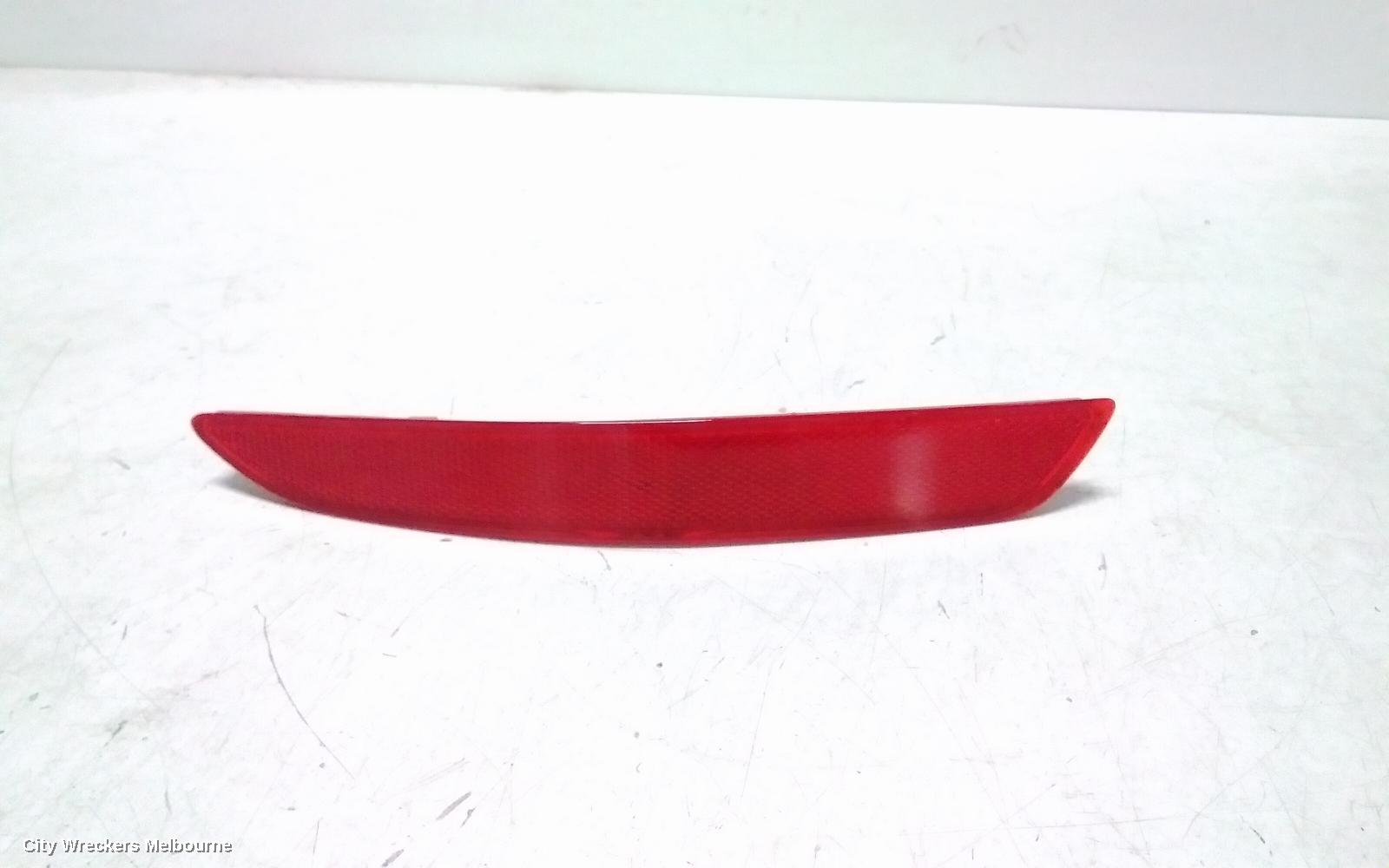 MAZDA 3 LEFT TAILLIGHT, IN BUMPER REFLECTOR, SEDAN, BP, 03/2019 ONWARDS