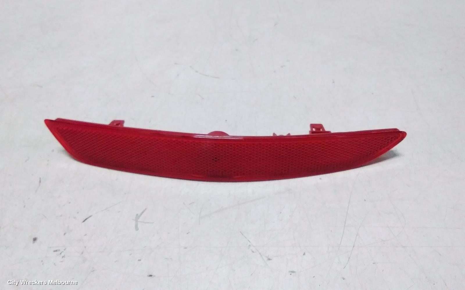 MAZDA 3 RIGHT TAILLIGHT, BP, IN BUMPER REFLECTOR, SEDAN, 03/2019 ONWARDS