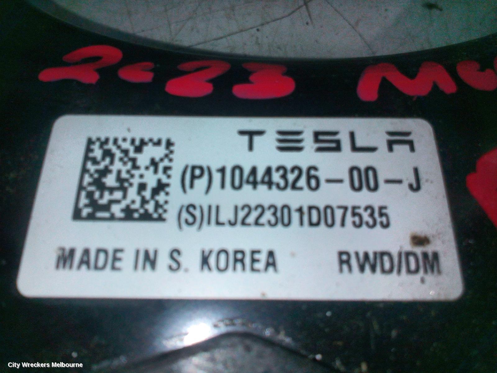 TESLA MODEL 3 RIGHT FRONT UPPER CONTROL ARM, 1ST GEN, 06/2019 ONWARDS
