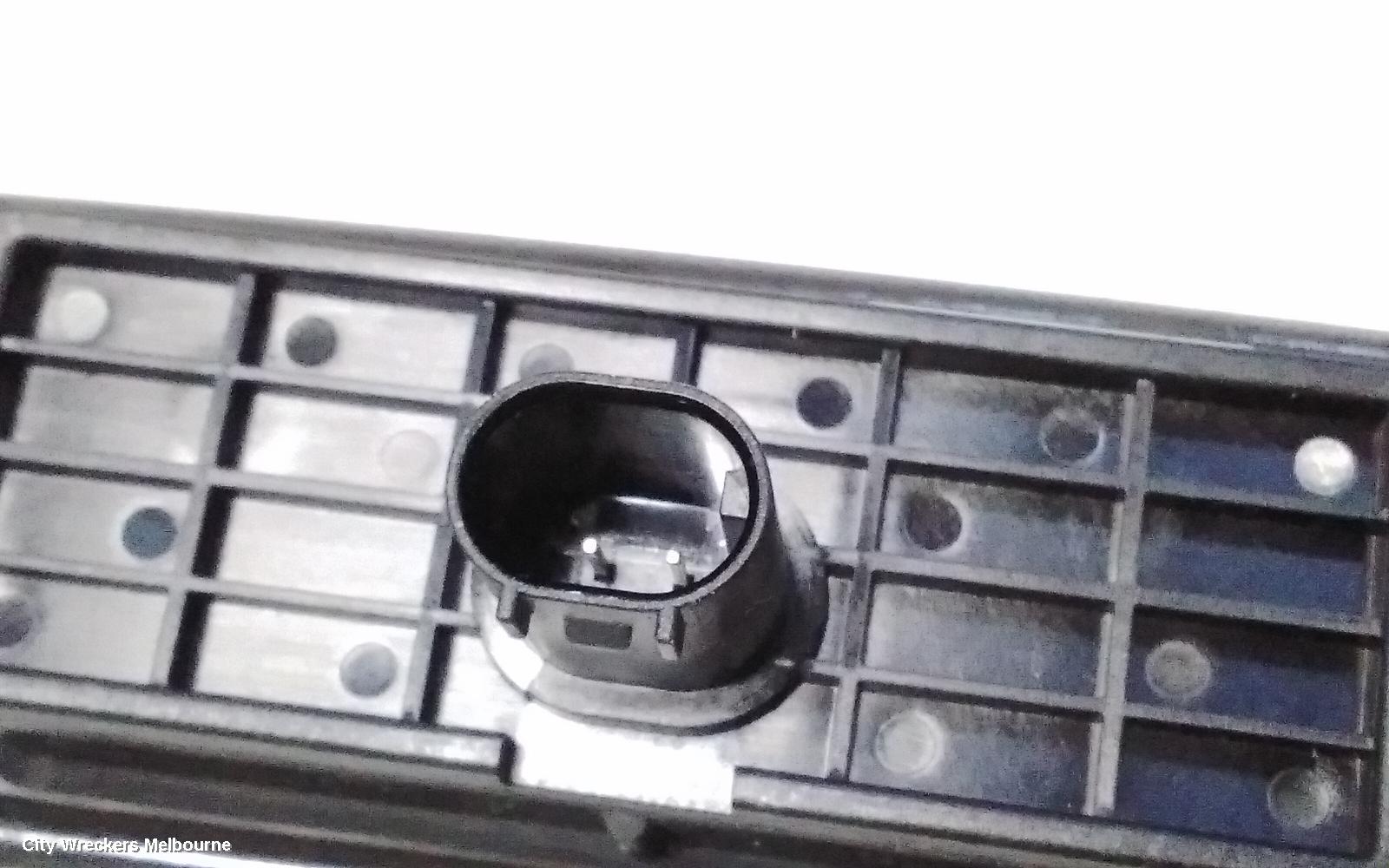 TESLA MODEL Y REVERSE CAMERA, 1ST GEN, REVERSE CAMERA (TAILGATE HANDLE MOUNTED), 03/2022 ONWARDS