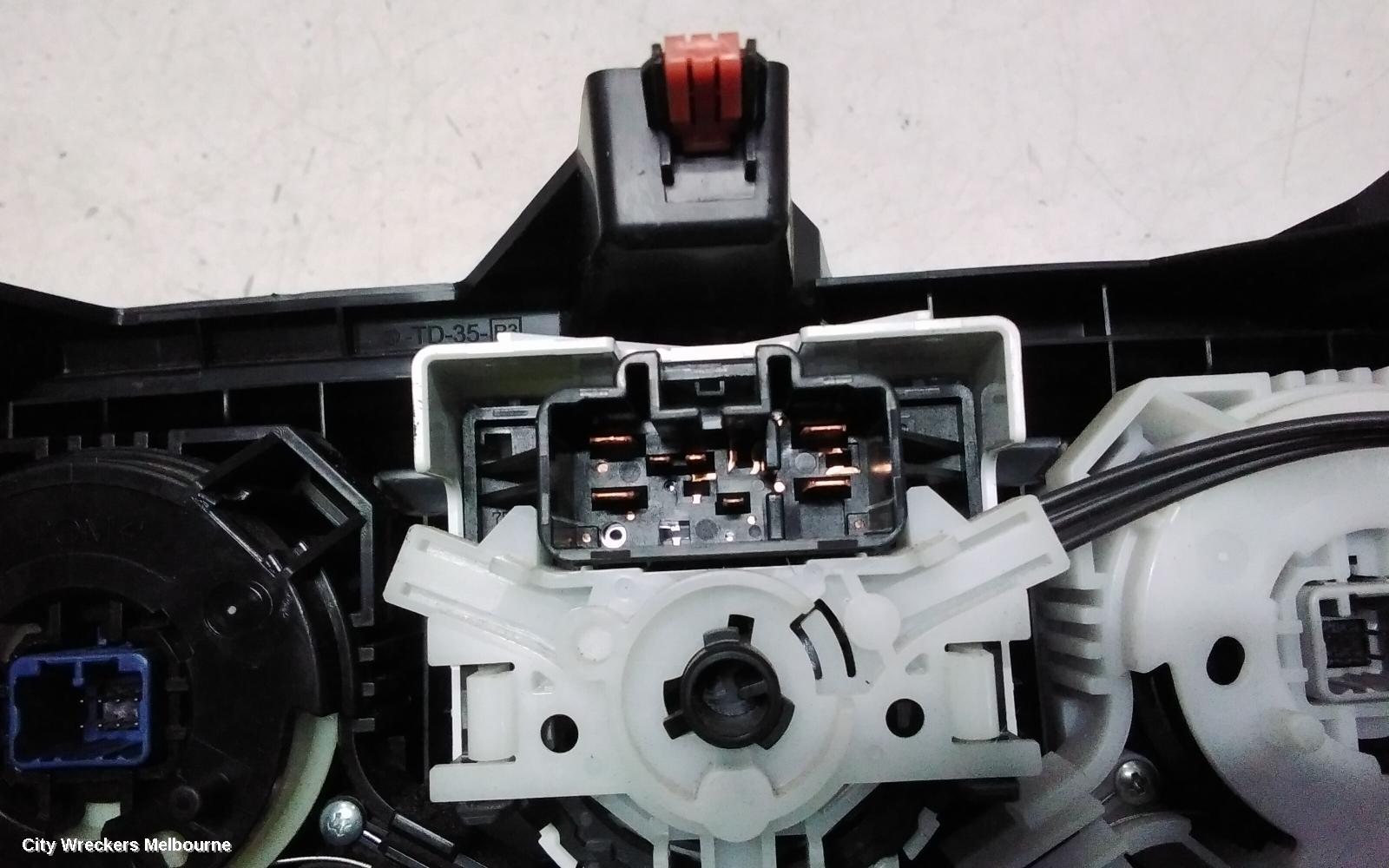 TOYOTA YARIS HEATER/AC CONTROLS, XP210 SERIES, W/ MANUAL AIR CONDITIONING TYPE, 04/2020 ONWARDS
