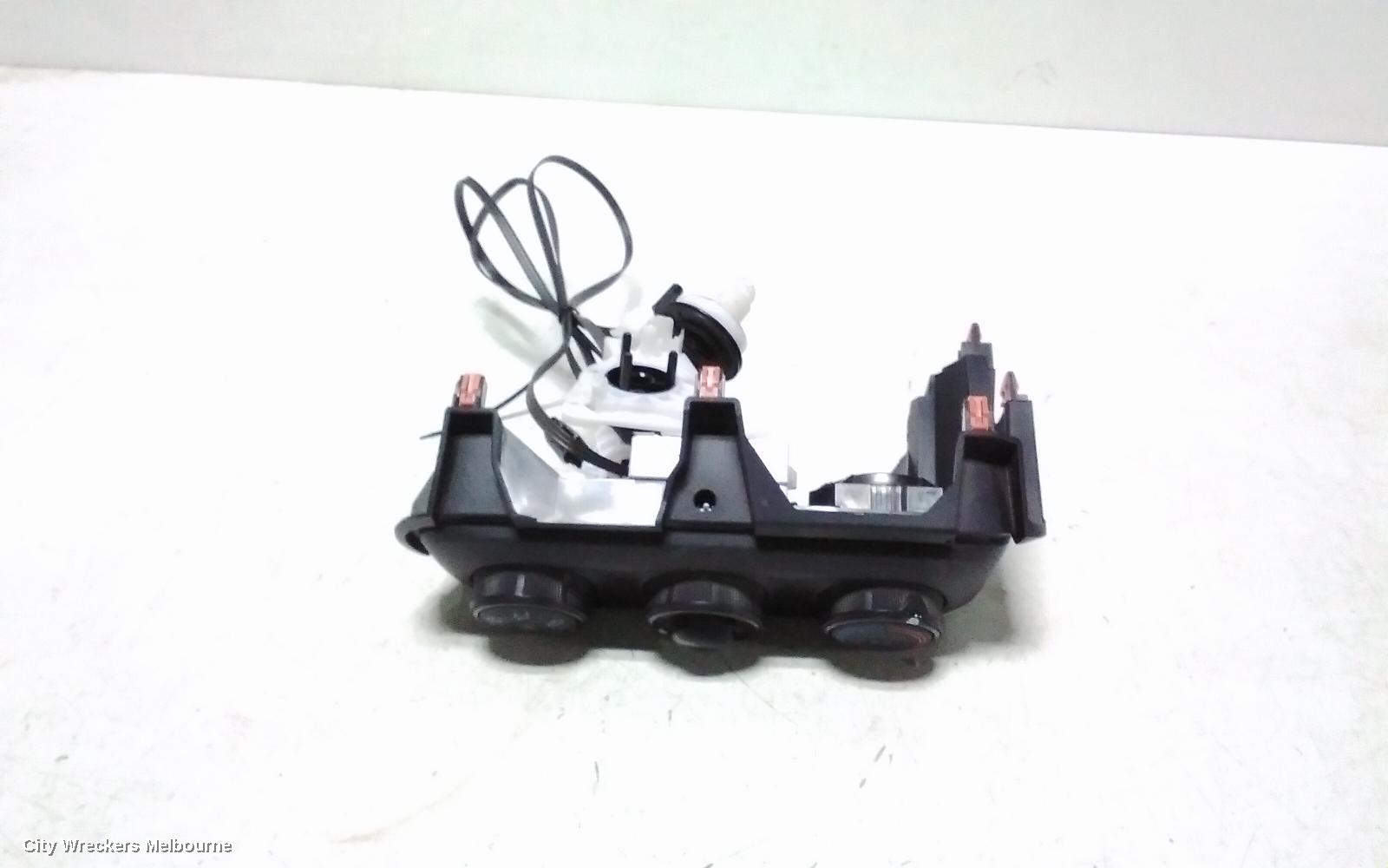 TOYOTA YARIS HEATER/AC CONTROLS, XP210 SERIES, W/ MANUAL AIR CONDITIONING TYPE, 04/2020 ONWARDS
