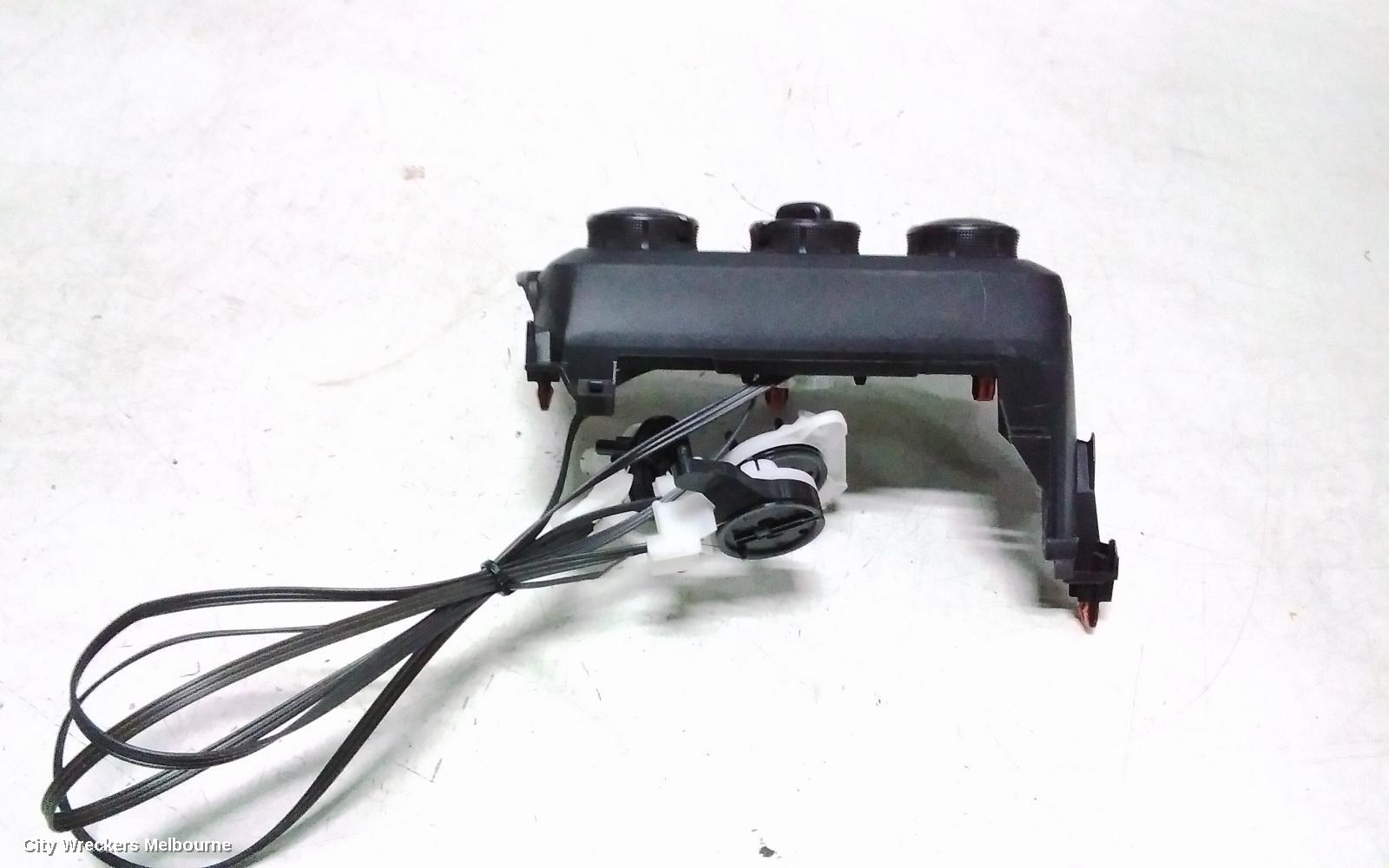 TOYOTA YARIS HEATER/AC CONTROLS, XP210 SERIES, W/ MANUAL AIR CONDITIONING TYPE, 04/2020 ONWARDS