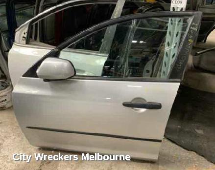 MAZDA 3 RIGHT DOOR MIRROR, BK, MANUAL, SEDAN/HATCH, 10/2003 - 04/2009