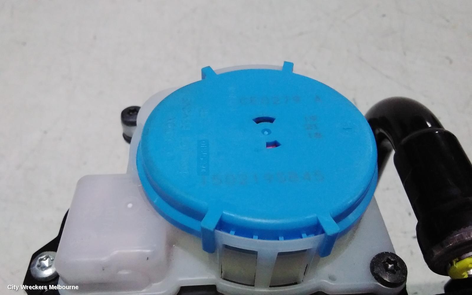 MAZDA 2 SEATBELT/STALK, RH FRONT, SEAT BELT ONLY, DJ/DL, SEDAN/HATCH, 09/2014 ONWARDS