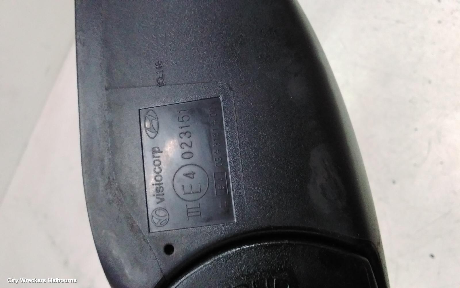 HYUNDAI I20 RIGHT DOOR MIRROR, PB, MANUAL FOLDING, W/ FLASHER TYPE, 03/2012 - 12/2015