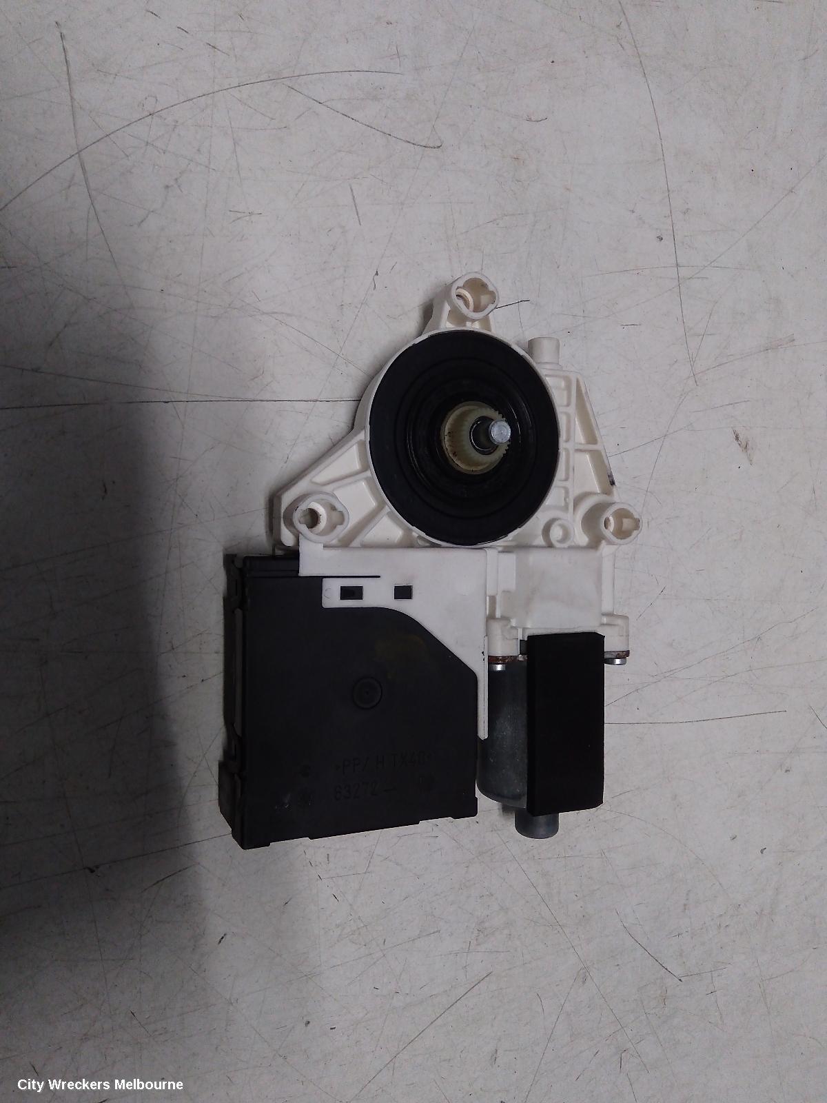 AUDI TT RIGHT FRONT WINDOW REG/MOTOR, 8J, 09/2006 - 12/2014