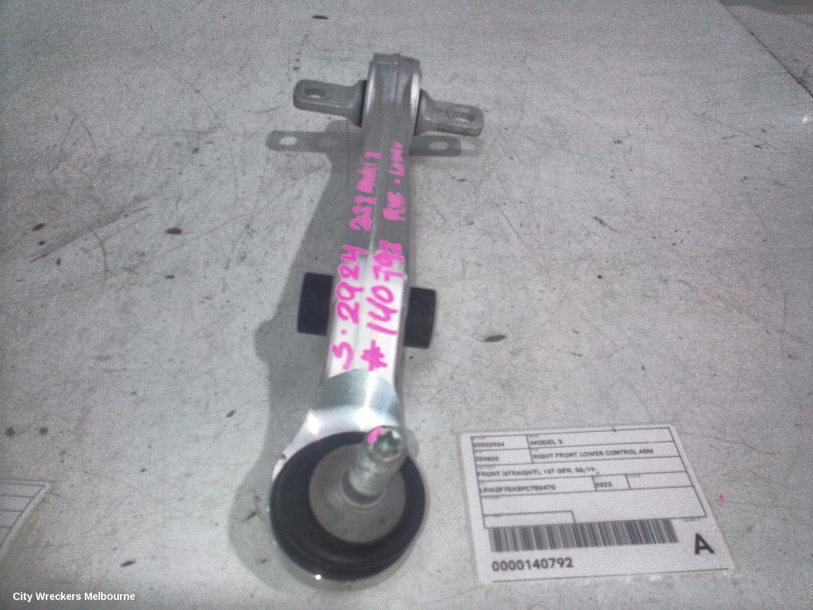 TESLA MODEL 3 RIGHT FRONT LOWER CONTROL ARM, FRONT (STRAIGHT), 1ST GEN, 06/2019 ONWARDS