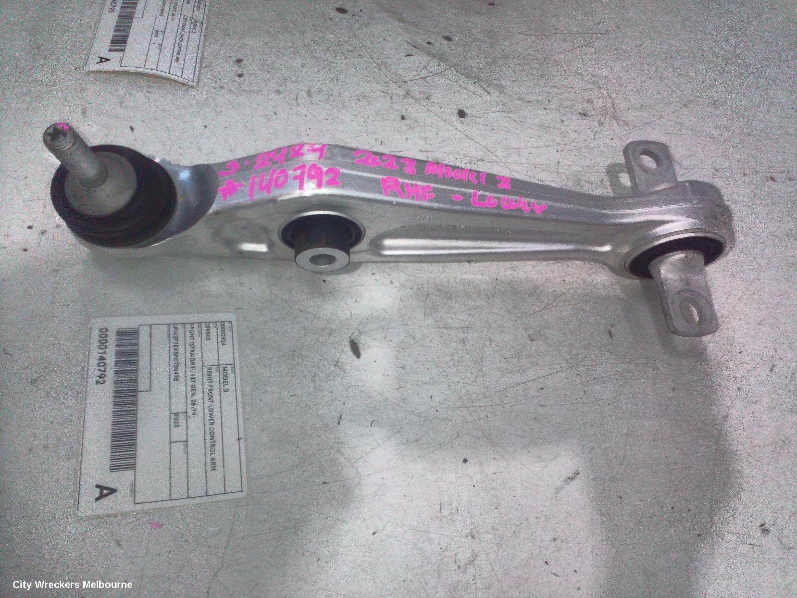 TESLA MODEL 3 RIGHT FRONT LOWER CONTROL ARM, FRONT (STRAIGHT), 1ST GEN, 06/2019 ONWARDS