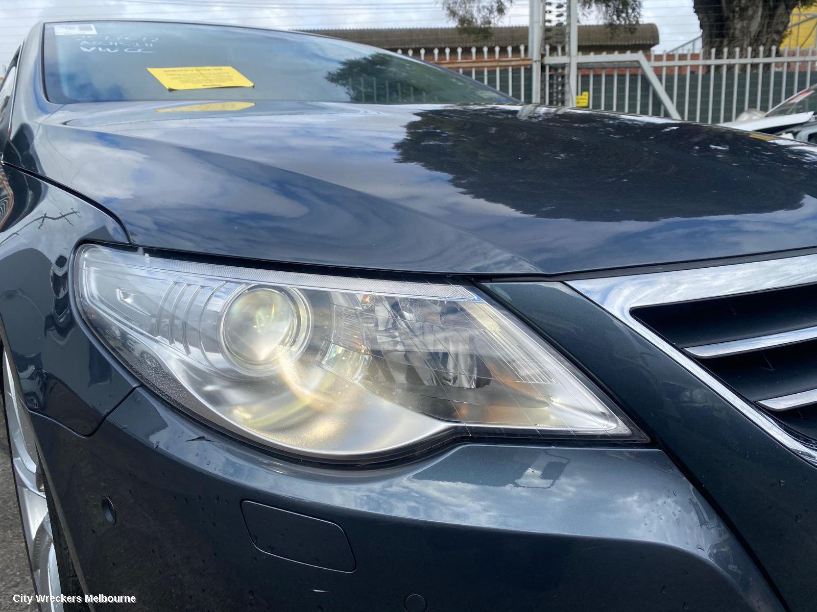 VOLKSWAGEN PASSAT RIGHT FRONT DOOR, 3CC, SEDAN, 08/2008 - 12/2016