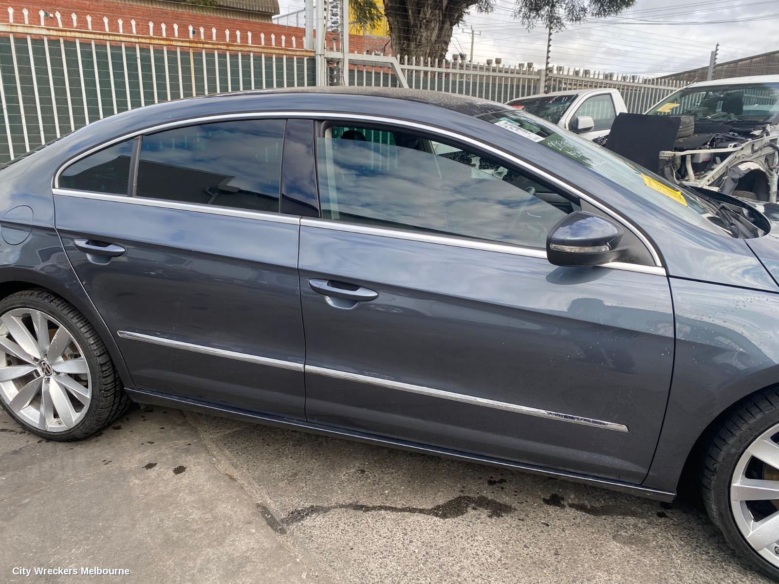 VOLKSWAGEN PASSAT RIGHT FRONT DOOR, 3CC, SEDAN, 08/2008 - 12/2016