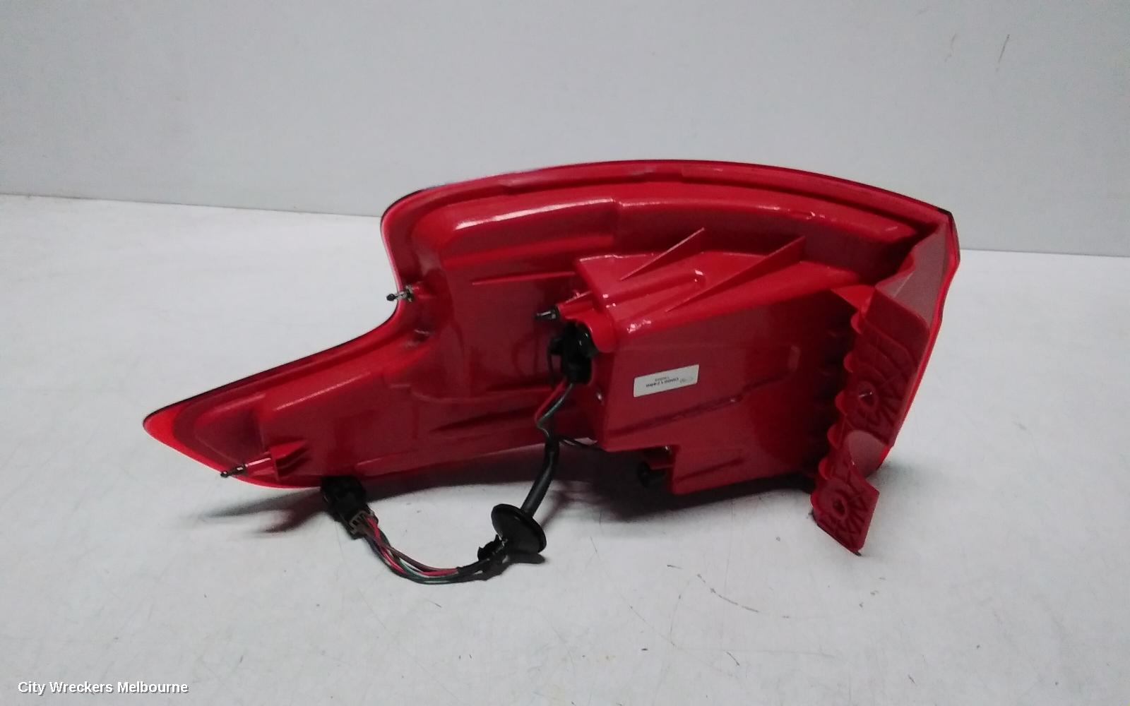 LDV G10 RIGHT TAILLIGHT, SV7C, IN BODY, W/ HALOGEN TYPE, TAILGATE, VAN, 04/2015 ONWARDS