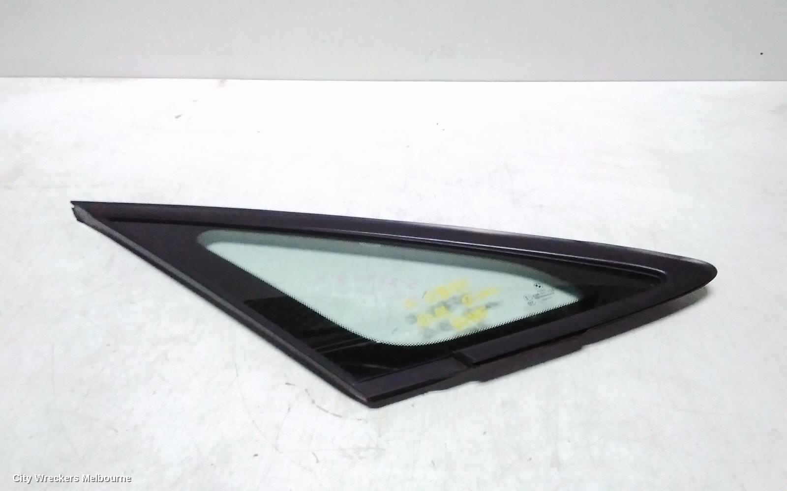 BMW 2 SERIES RIGHT FRONT 1/4 DOOR GLASS, F45, ACTIVE TOURER, 09/2014 - 09/2021