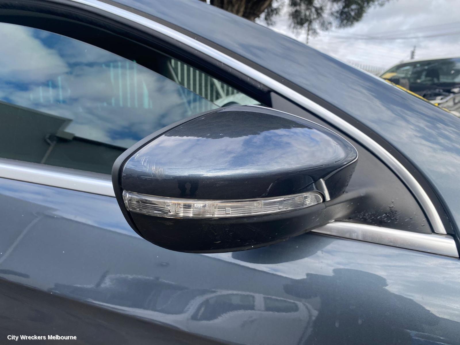 VOLKSWAGEN PASSAT RIGHT FRONT DOOR, 3CC, SEDAN, 08/2008 - 12/2016