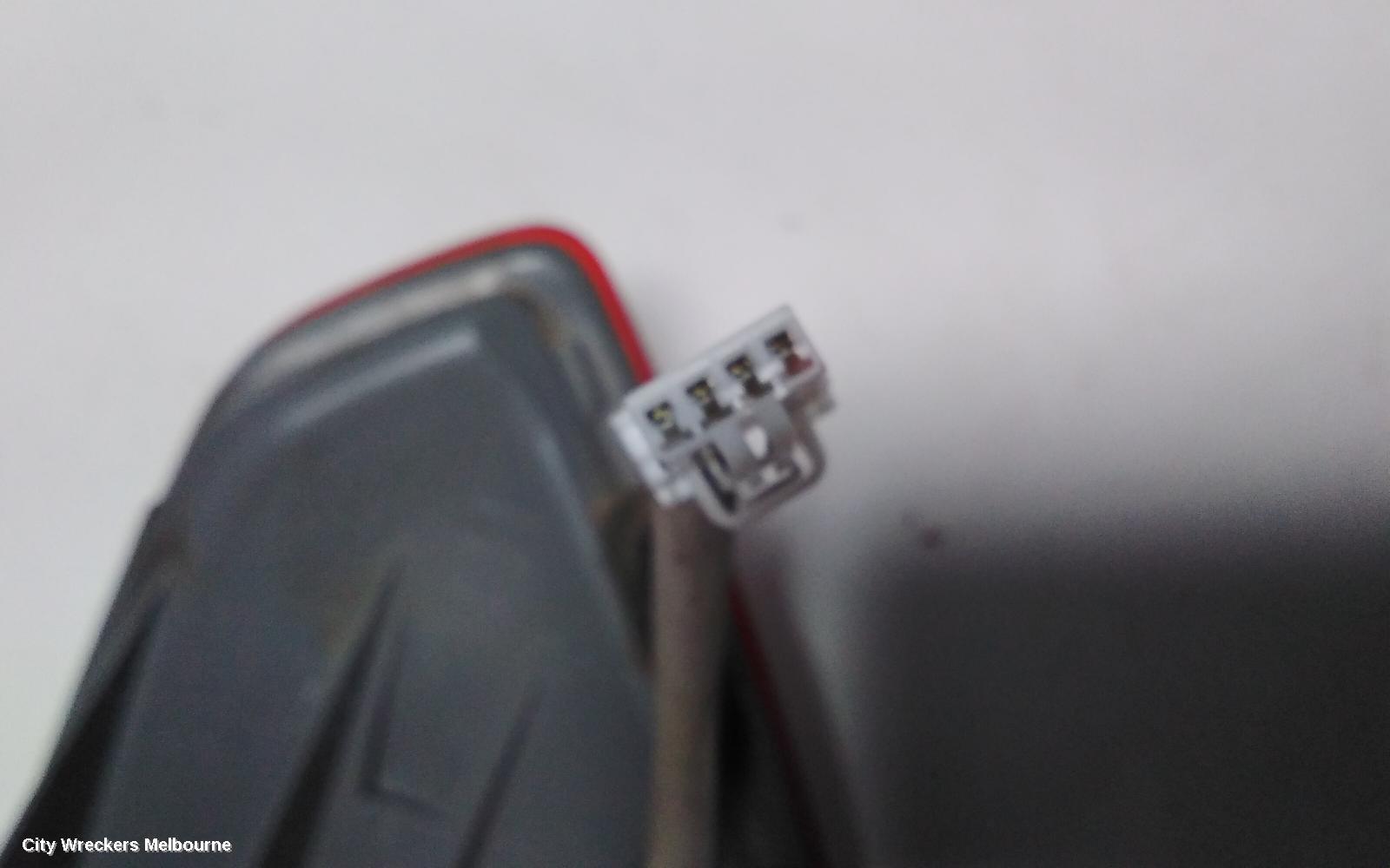 KIA CERATO LEFT TAILLIGHT, TD, HATCH, 10/2008 - 03/2013