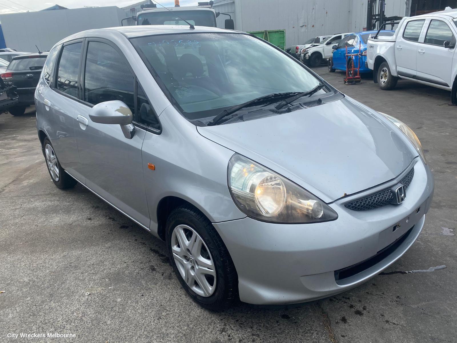 HONDA JAZZ PARCEL SHELF CARGO BLIND, CARGO BLIND, GD, 10/2002 - 09/2008