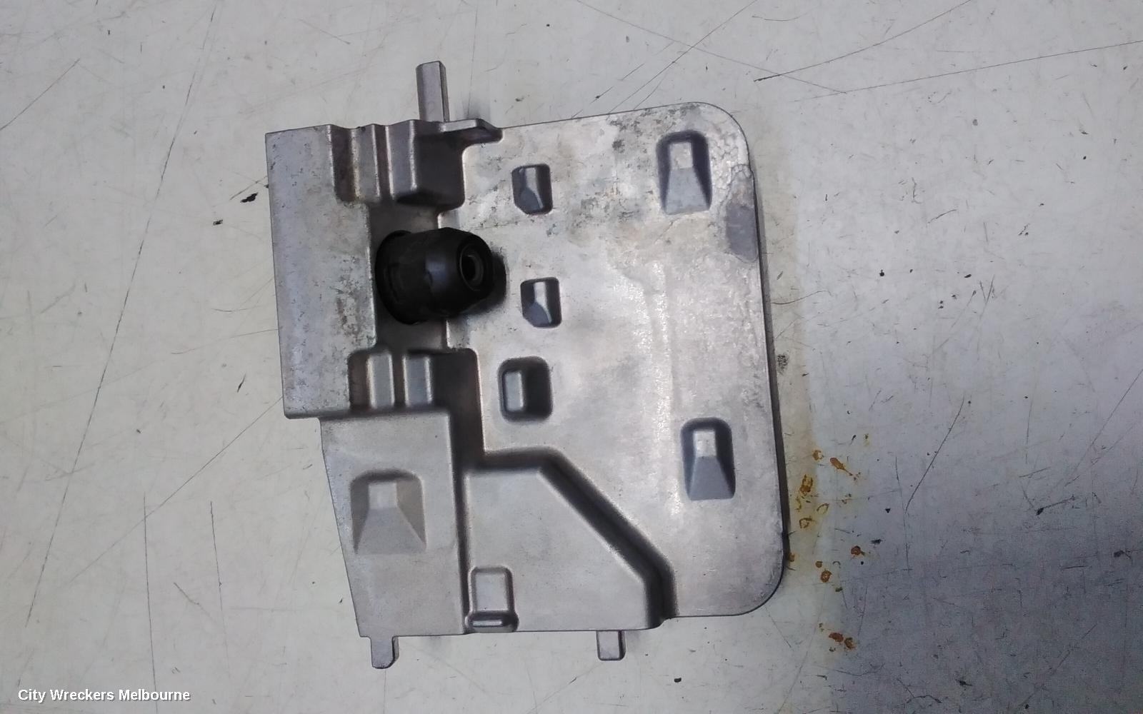 TOYOTA COROLLA CROSS REVERSE CAMERA, XG10, FRONT RADAR SENSOR (WINDSCREEN MOUNTED), 01/2022 ONWARDS