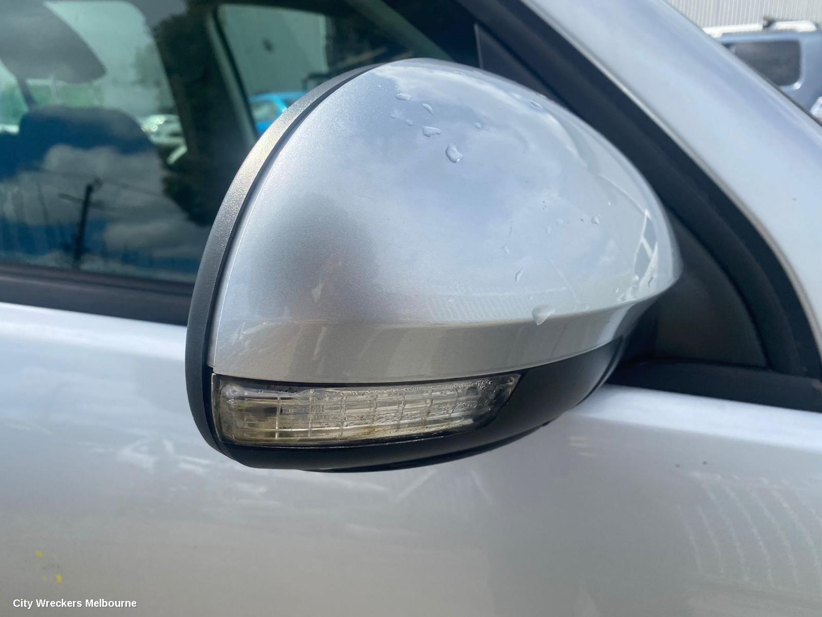 VOLKSWAGEN TIGUAN RIGHT REAR DOOR, 5N, 05/2008 - 08/2016