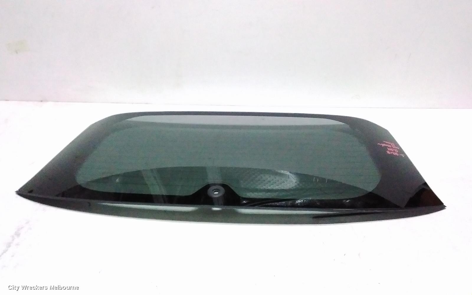 MITSUBISHI OUTLANDER REAR/TAILGATE GLASS, ZM, TAILGATE GLASS, PRIVACY TINT TYPE, 08/2021 ONWARDS