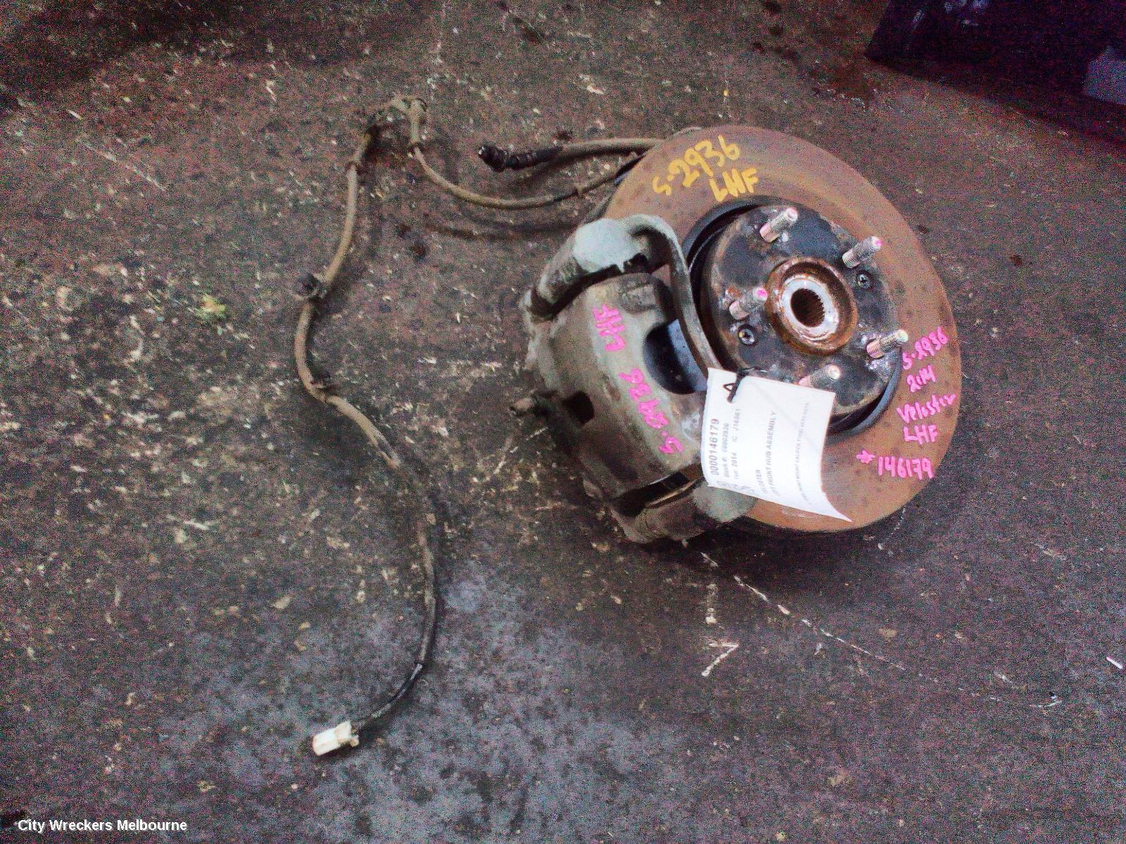 HYUNDAI VELOSTER LEFT FRONT HUB ASSEMBLY, FS, TURBO, FRONT MOUNT CALIPER TYPE, 06/2012 - 02/2018