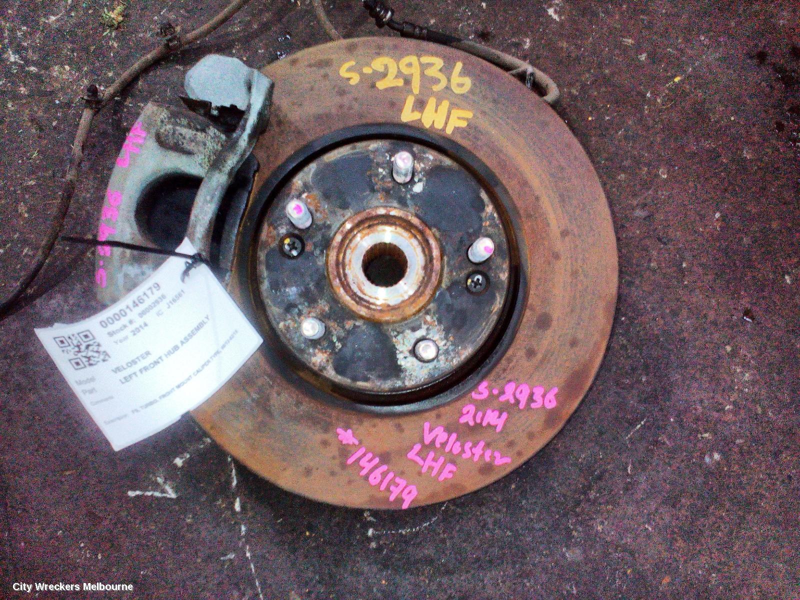 HYUNDAI VELOSTER LEFT FRONT HUB ASSEMBLY, FS, TURBO, FRONT MOUNT CALIPER TYPE, 06/2012 - 02/2018