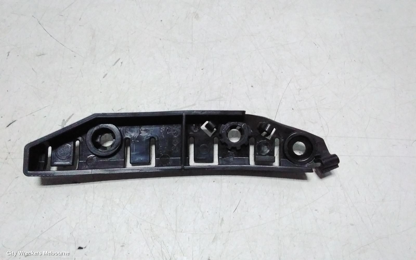 TESLA MODEL 3, 1ST GEN, 06/2019 ONWARDS, RHF BAR BRAKET: 130443