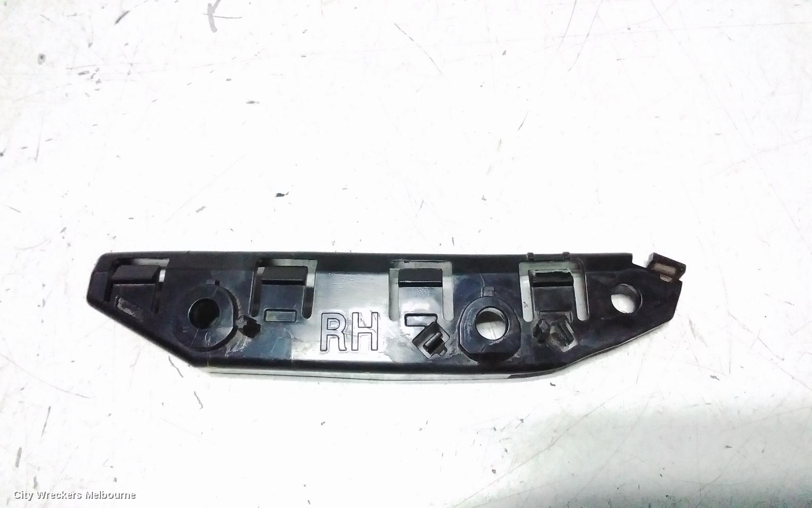 TESLA MODEL 3, 1ST GEN, 06/2019 ONWARDS, RHF BAR BRAKET: 130443