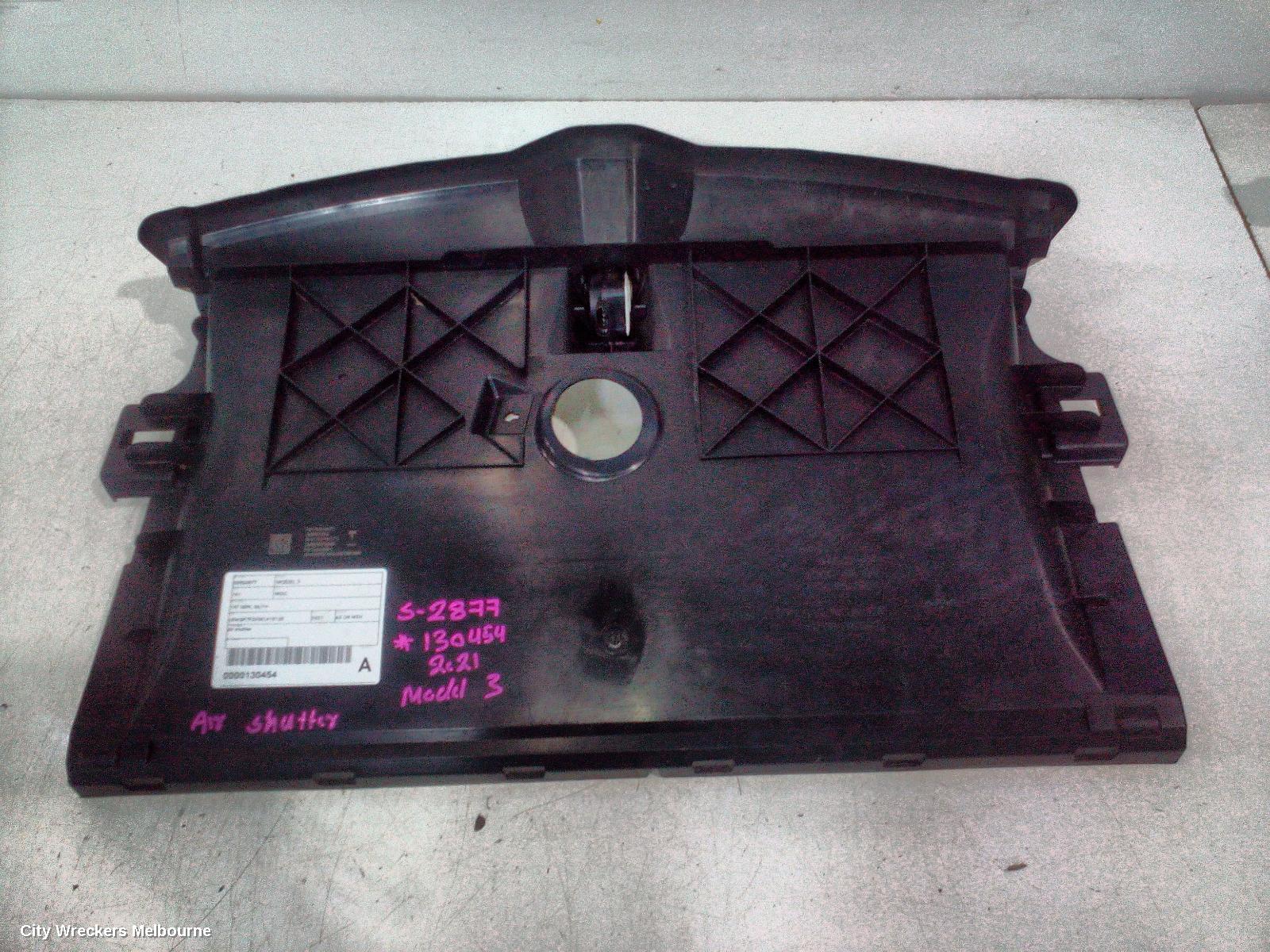 TESLA MODEL 3, 1ST GEN, 06/2019 ONWARDS, AIR SHUTTER: 130454