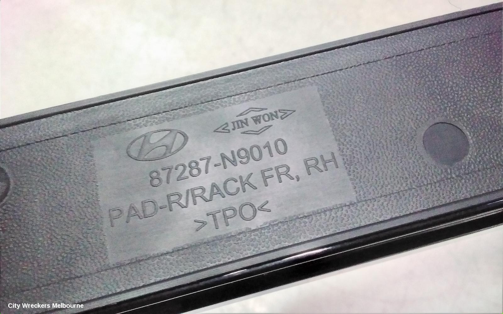 HYUNDAI TUCSON ROOF RAIL