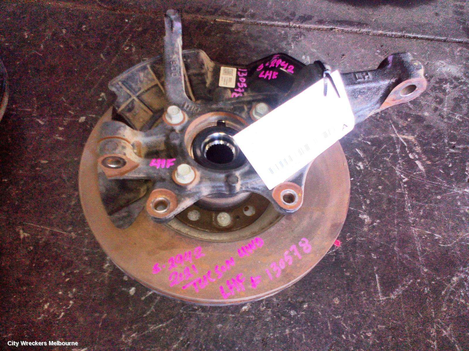 HYUNDAI TUCSON LEFT FRONT HUB ASSEMBLY, NX4, AWD, 02/2021 ONWARDS