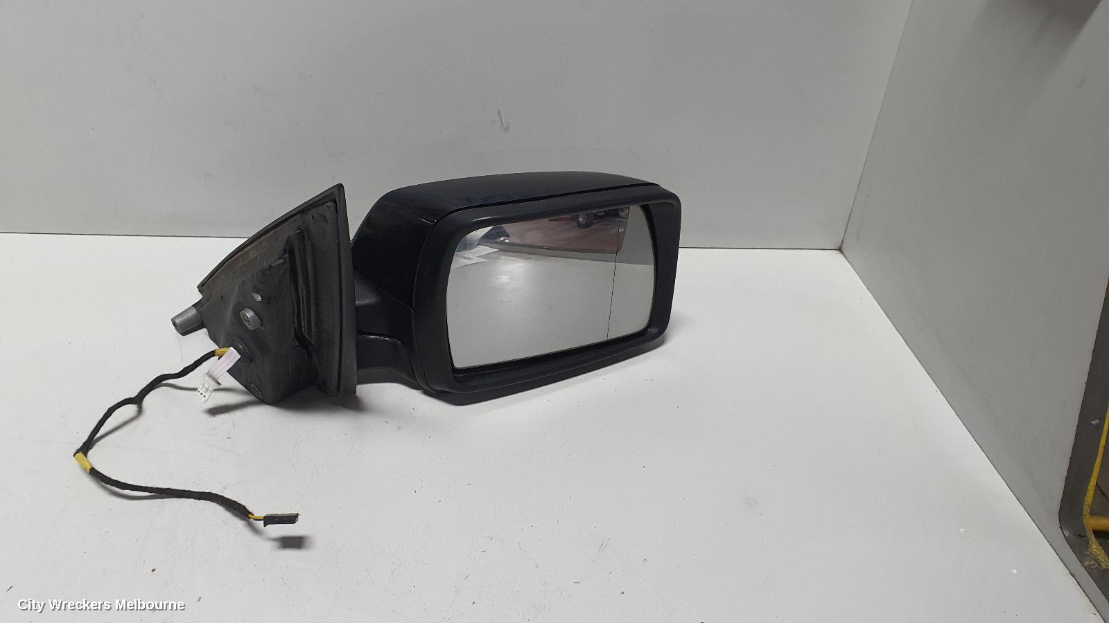 BMW X3 RIGHT DOOR MIRROR, MANUAL FOLD, W/ MEMORY, AUTO DIP, NON GLOSS BLACK LINE, LIGHT PACK, NON CAMERA, E83, 09/2009 - 11/2010