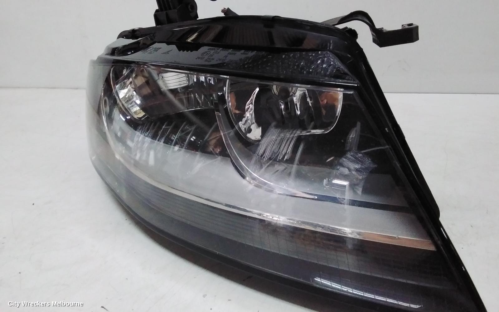 AUDI A4 RIGHT HEADLAMP, B8 8K, HALOGEN TYPE, 02/2008 - 06/2012