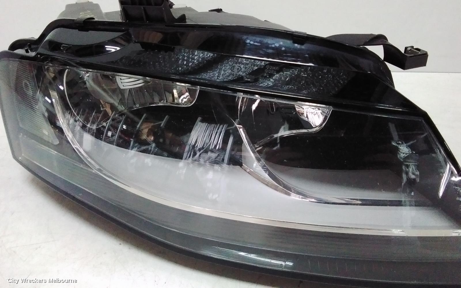 AUDI A4 RIGHT HEADLAMP, B8 8K, HALOGEN TYPE, 02/2008 - 06/2012