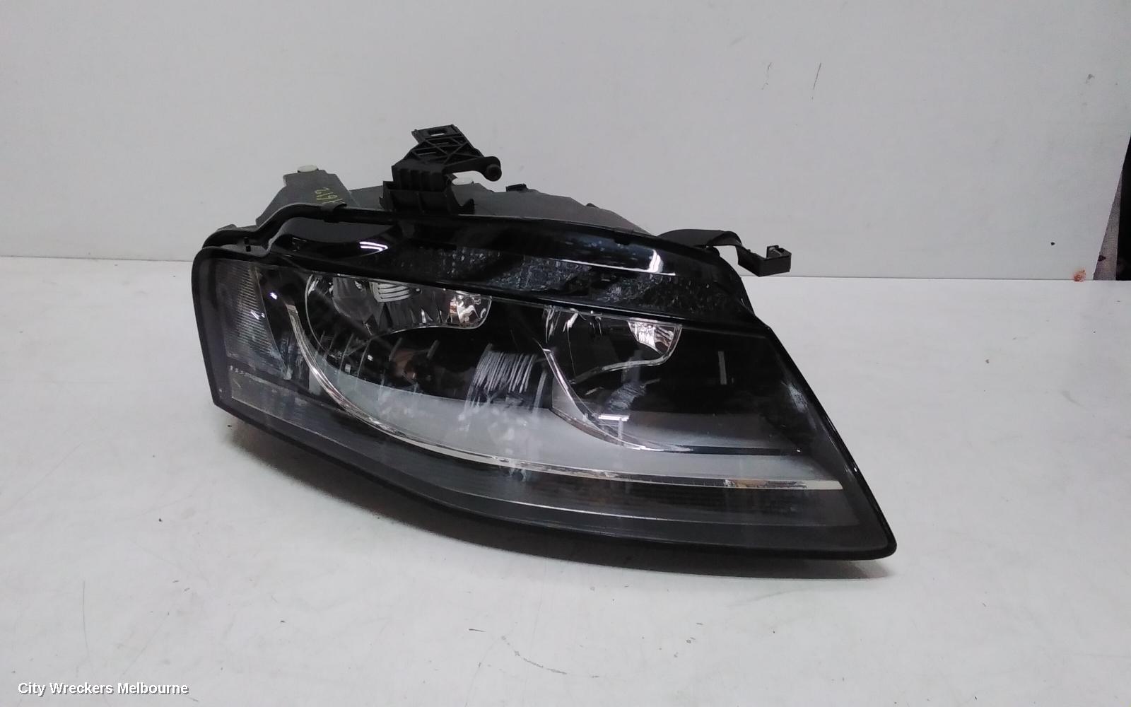 AUDI A4 RIGHT HEADLAMP, B8 8K, HALOGEN TYPE, 02/2008 - 06/2012