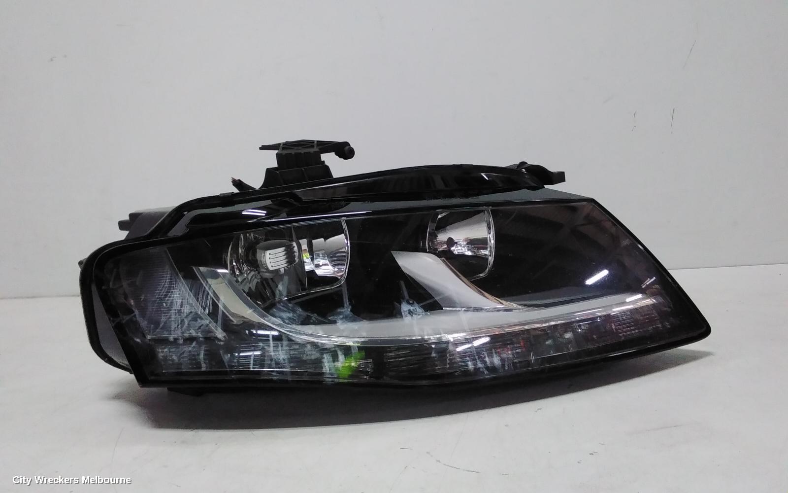AUDI A4 RIGHT HEADLAMP, B8 8K, HALOGEN TYPE, 02/2008 - 06/2012