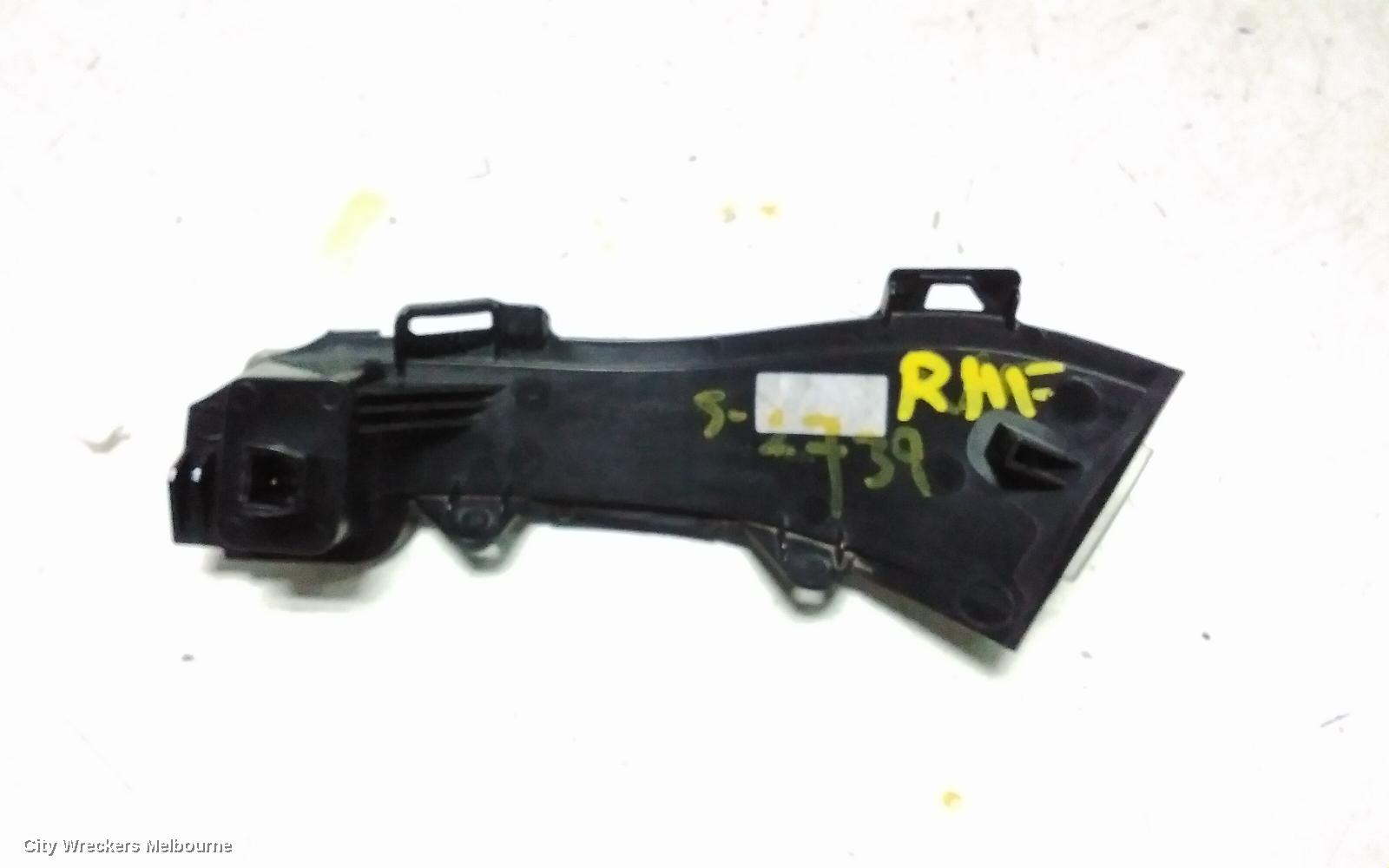 MG MG5 LEFT DOOR MIRROR, AP32, POWER FOLD, COLOUR CODED TYPE, 01/2023 ONWARDS