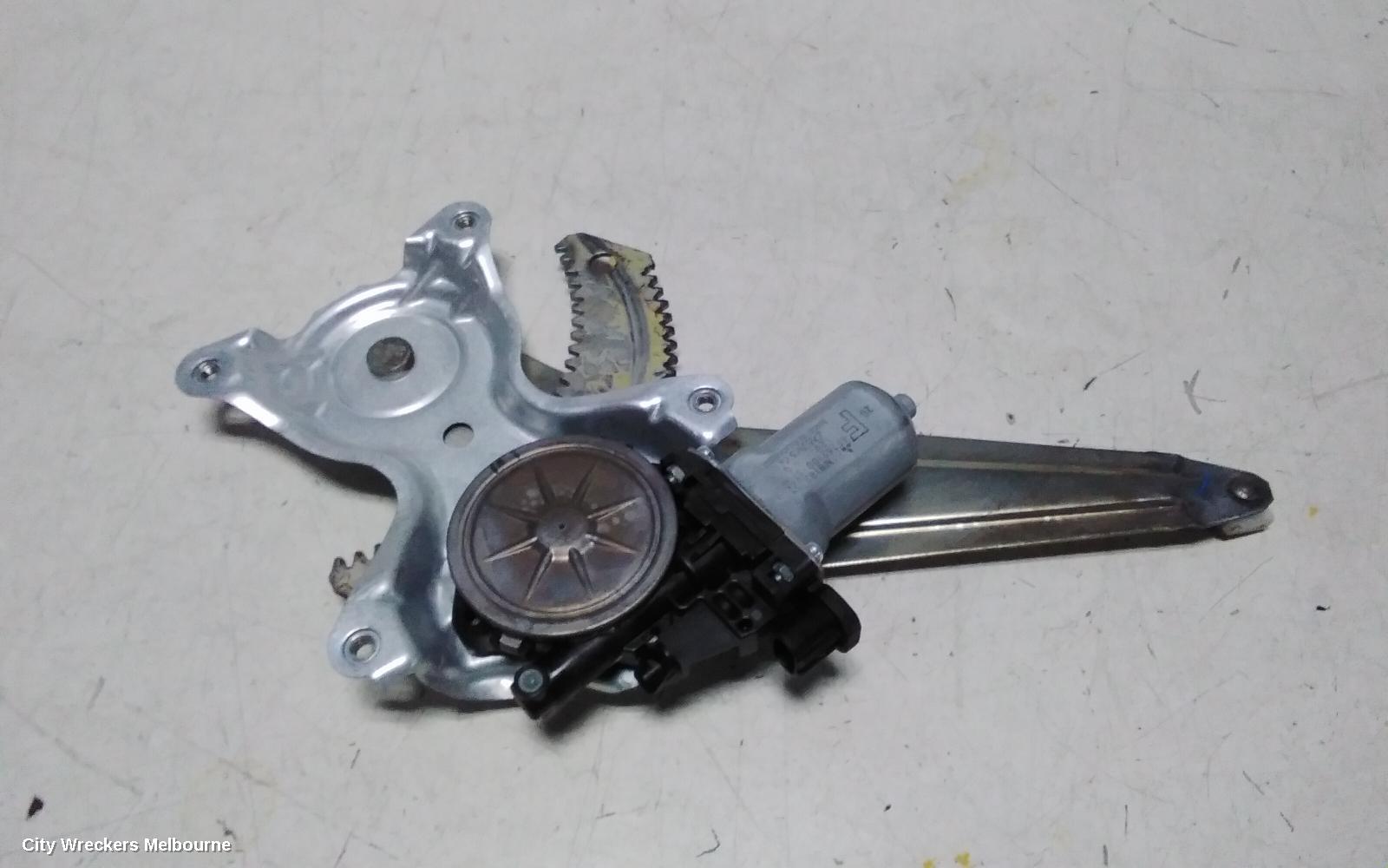 MITSUBISHI TRITON RIGHT REAR WND REG/MOTOR, ML-MN, POWER, 07/2006 - 04/2015