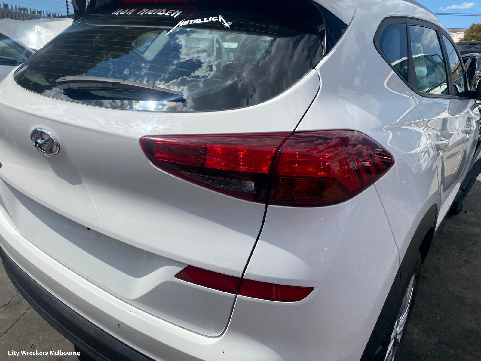 HYUNDAI TUCSON RIGHT REAR DOOR, TL, 06/2018 - 01/2021