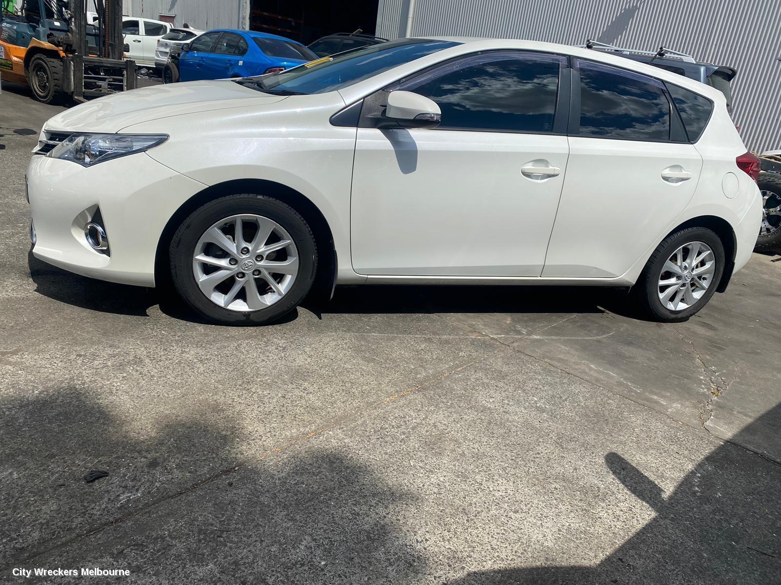 TOYOTA COROLLA COMBINATION SWITCH, WIPER SWITCH, ZRE182R, HATCH, 10/2012 - 06/2018