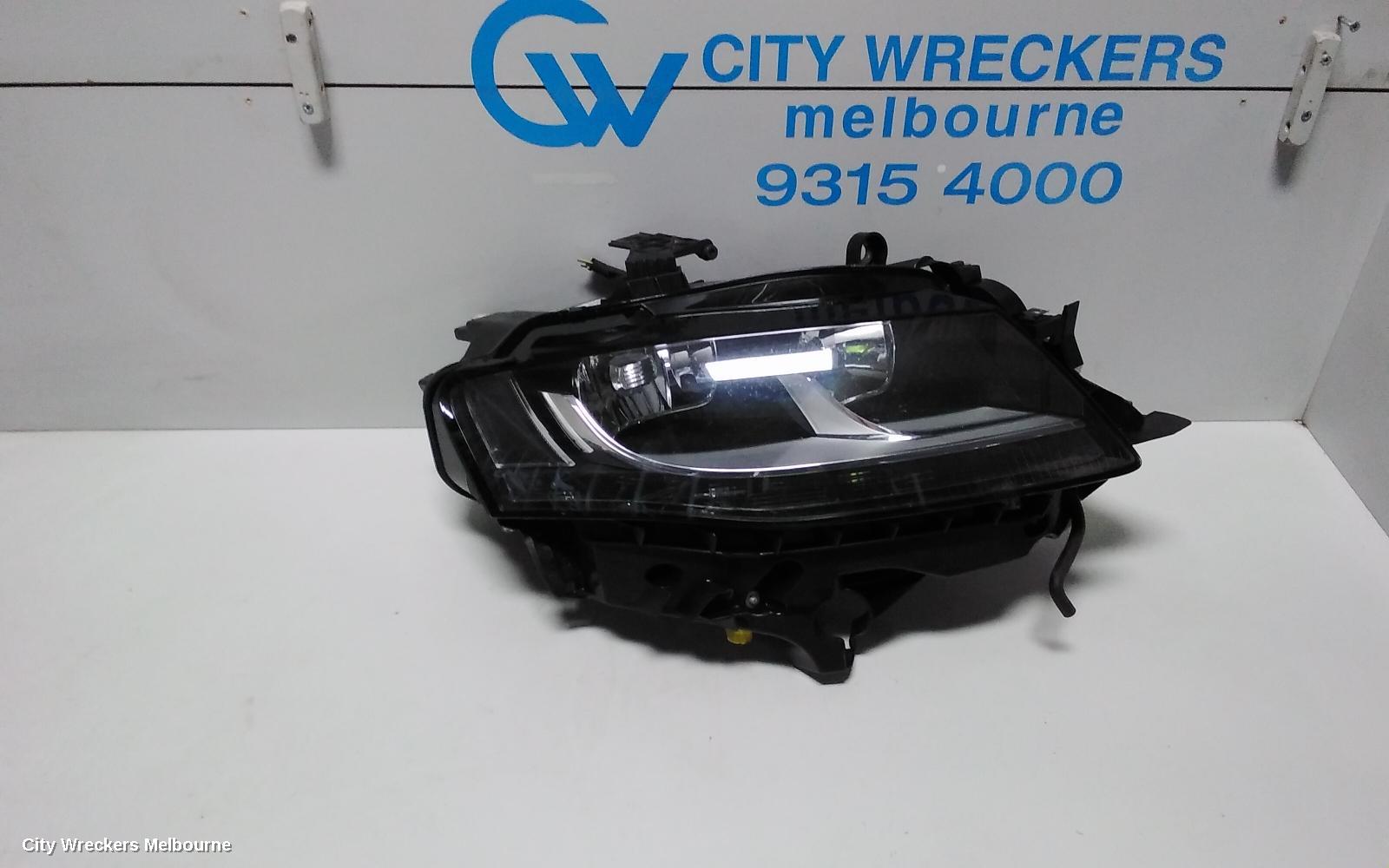 AUDI A4 RIGHT HEADLAMP, B8 8K, HALOGEN TYPE, 02/2008 - 06/2012