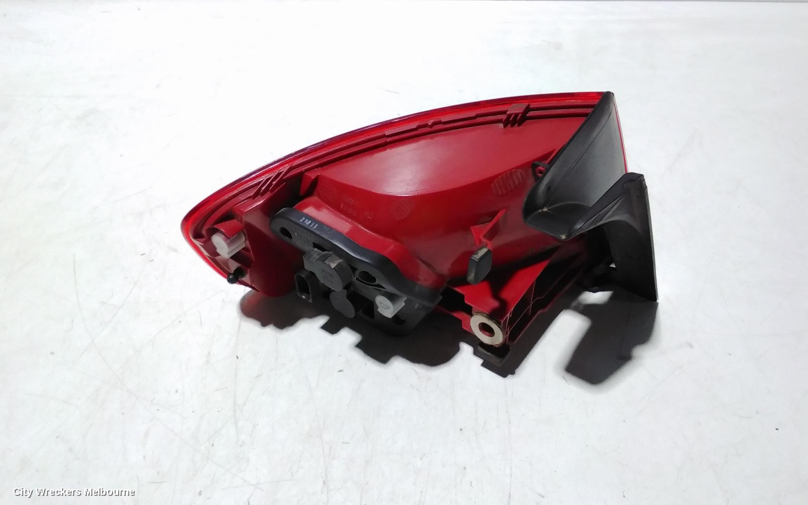 AUDI A4 RIGHT TAILLIGHT, B8 8K (A4), SEDAN, STANDARD TYPE, 02/2008 - 06/2012
