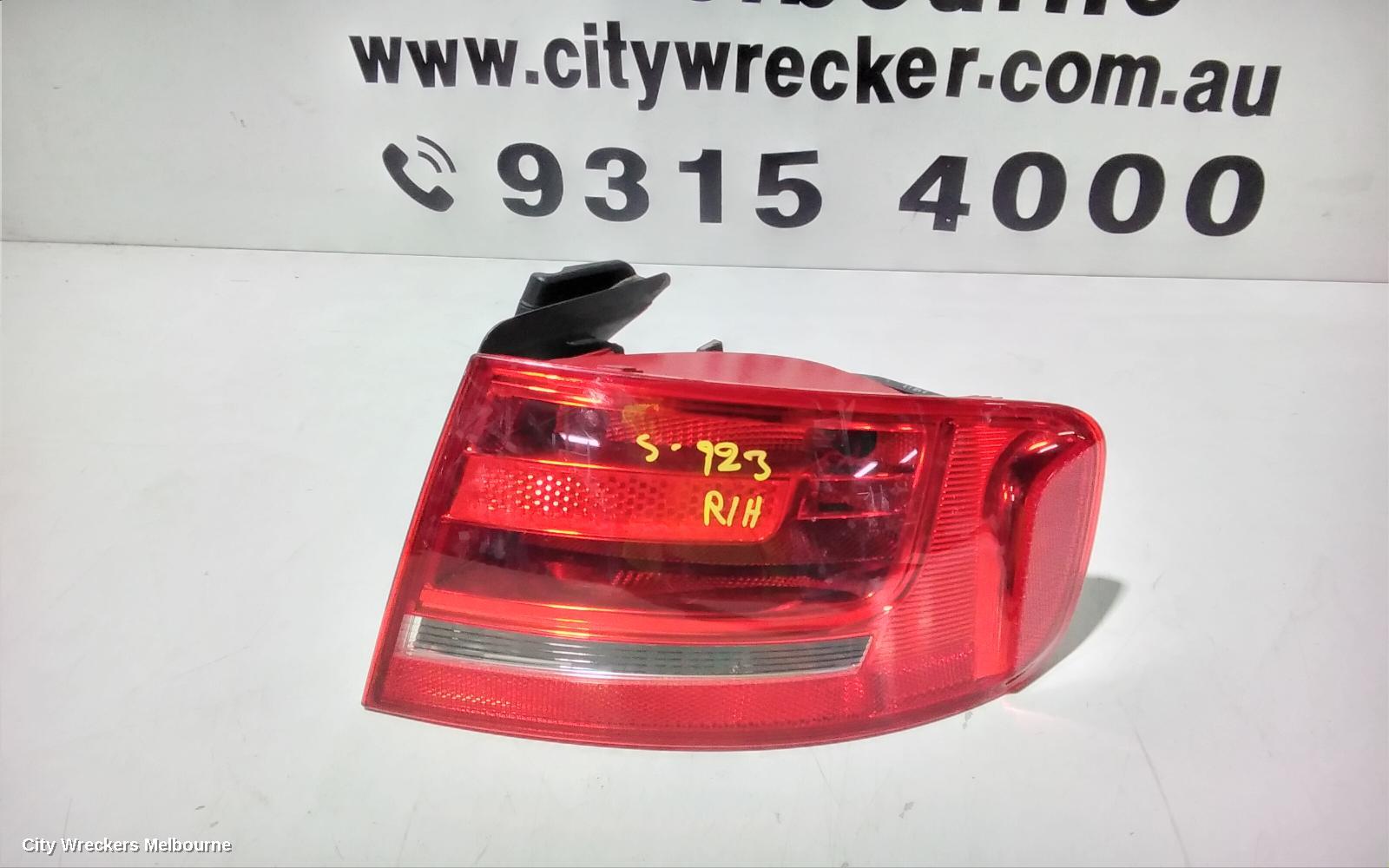AUDI A4 RIGHT TAILLIGHT, B8 8K (A4), SEDAN, STANDARD TYPE, 02/2008 - 06/2012