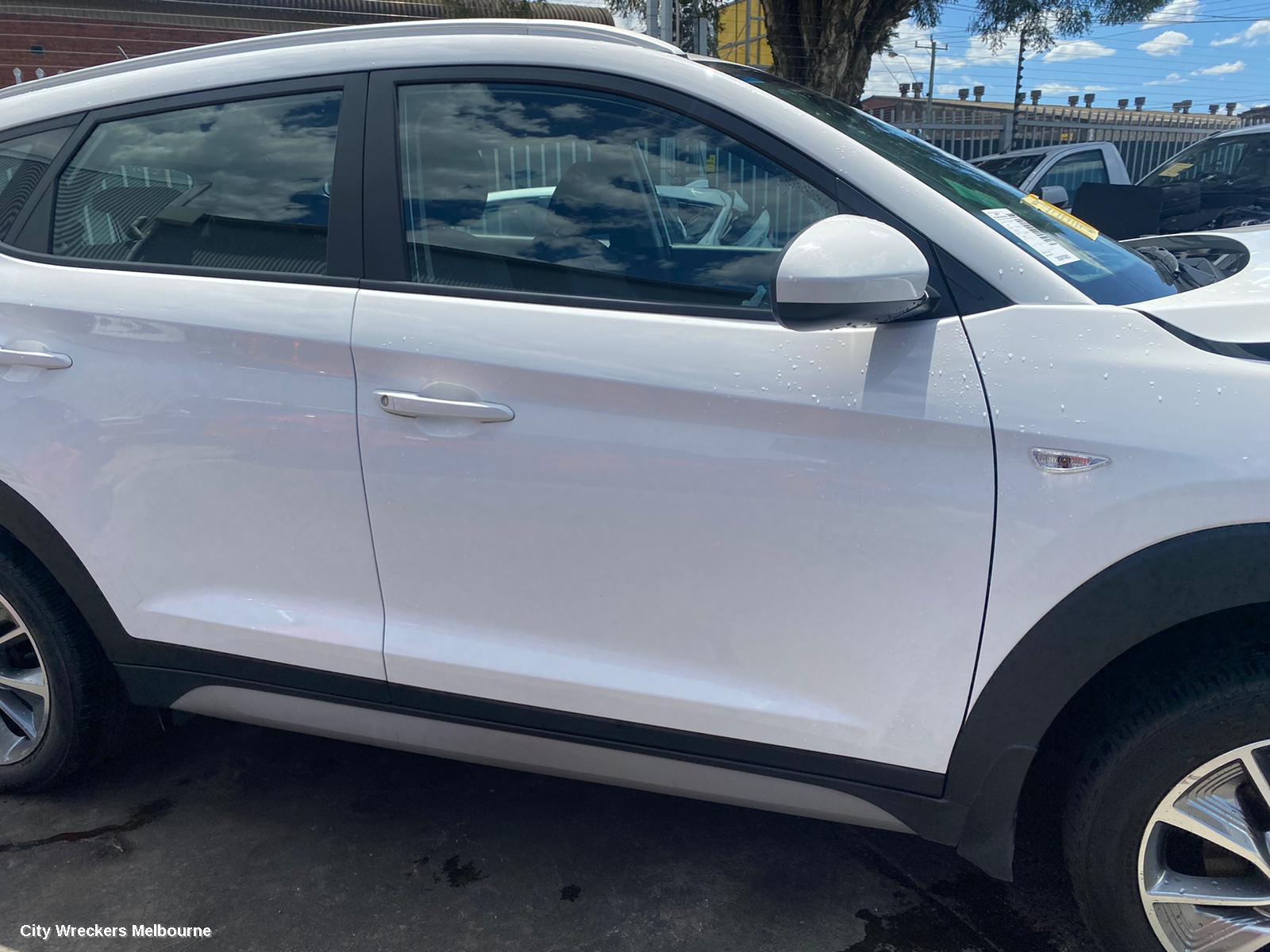HYUNDAI TUCSON MOUNT, TL, 06/2015 - 01/2021