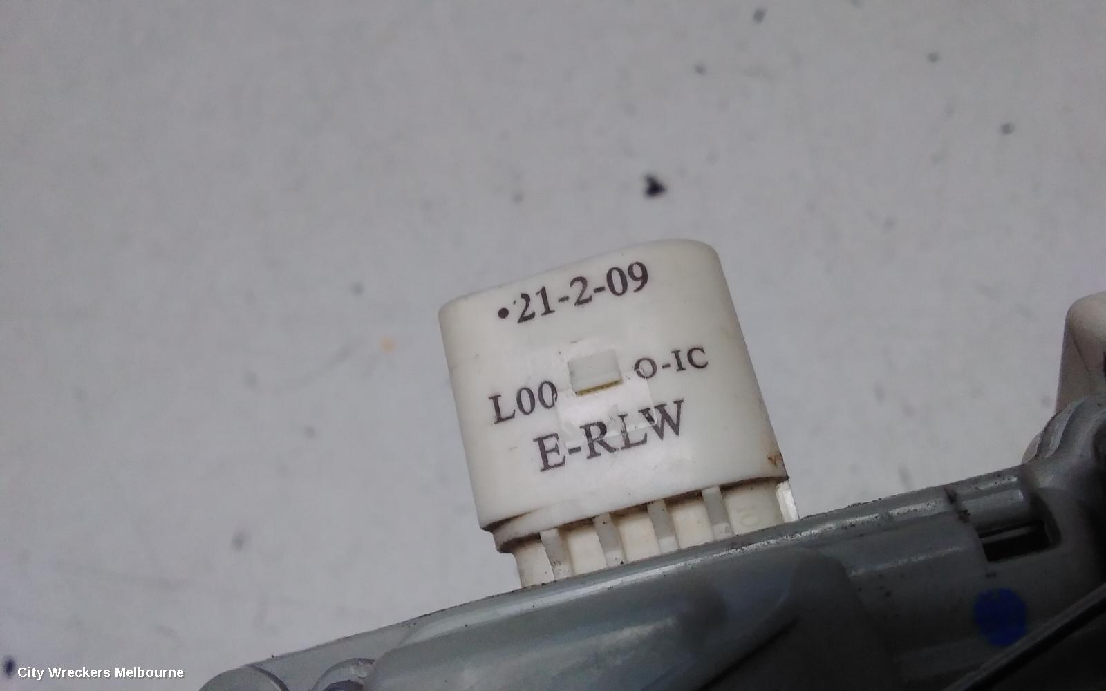 AUDI A5 DOOR/BOOT/GATE LOCK, LEFT FRONT DOOR LOCK, 8T, DUAL ROW (7 PIN), P/N 8J2837015A, 10/2007 - 11/2009