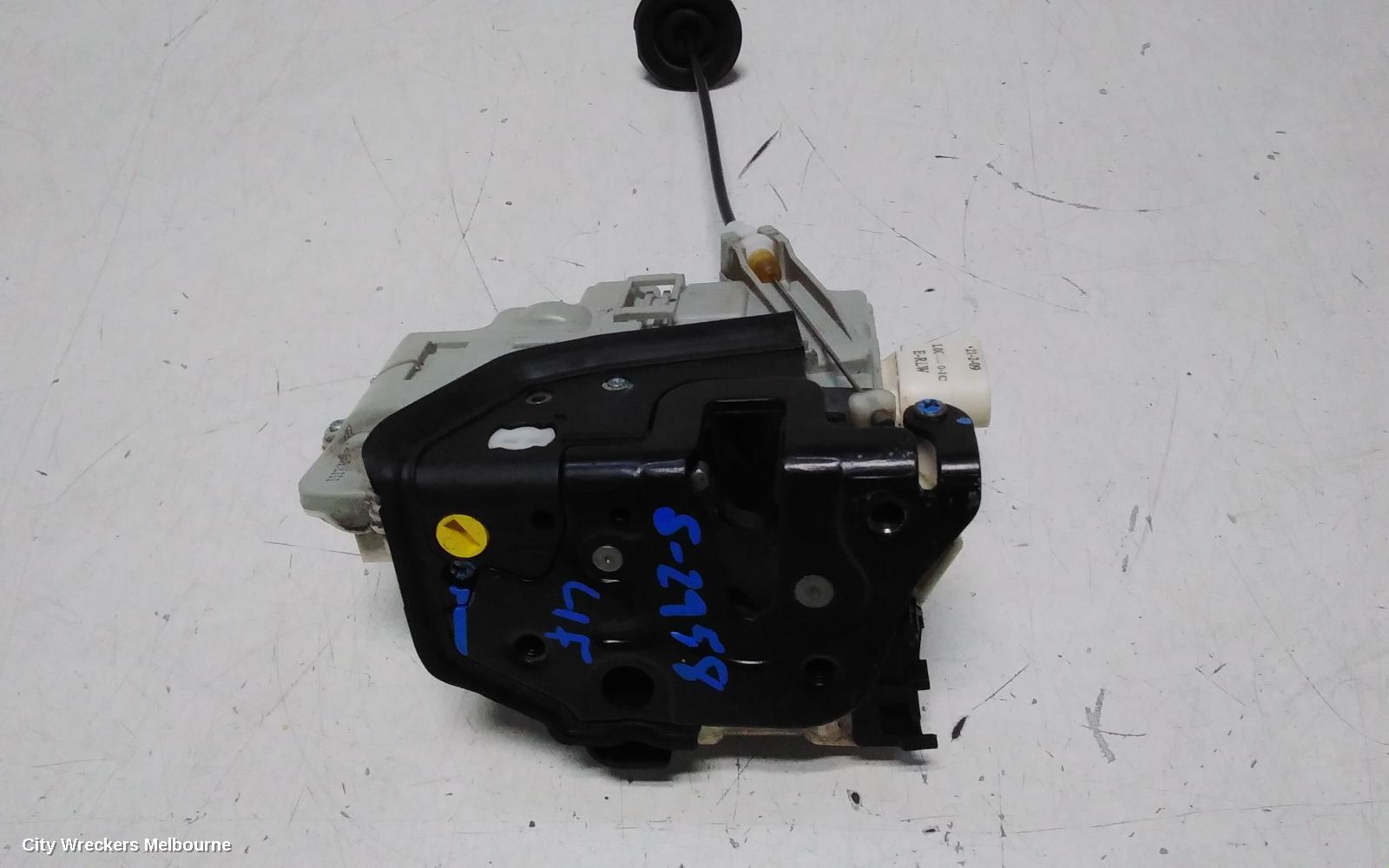 AUDI A5 DOOR/BOOT/GATE LOCK, LEFT FRONT DOOR LOCK, 8T, DUAL ROW (7 PIN), P/N 8J2837015A, 10/2007 - 11/2009