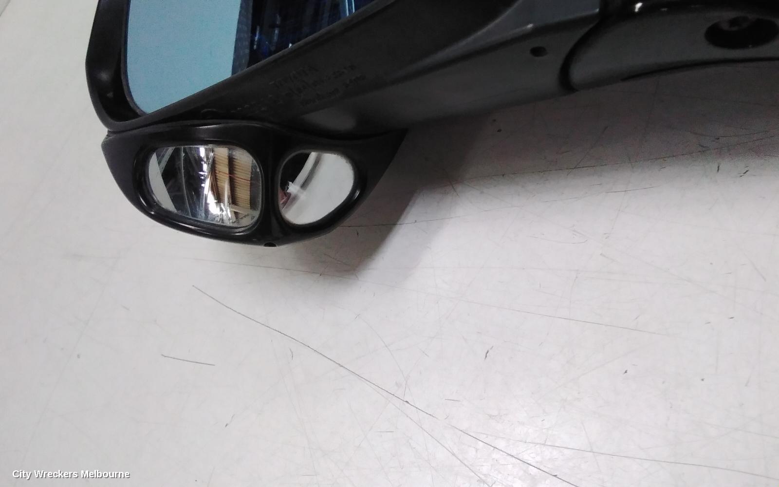 TOYOTA ESTIMA LEFT FRONT DOOR WINDOW, XR50, 05-19