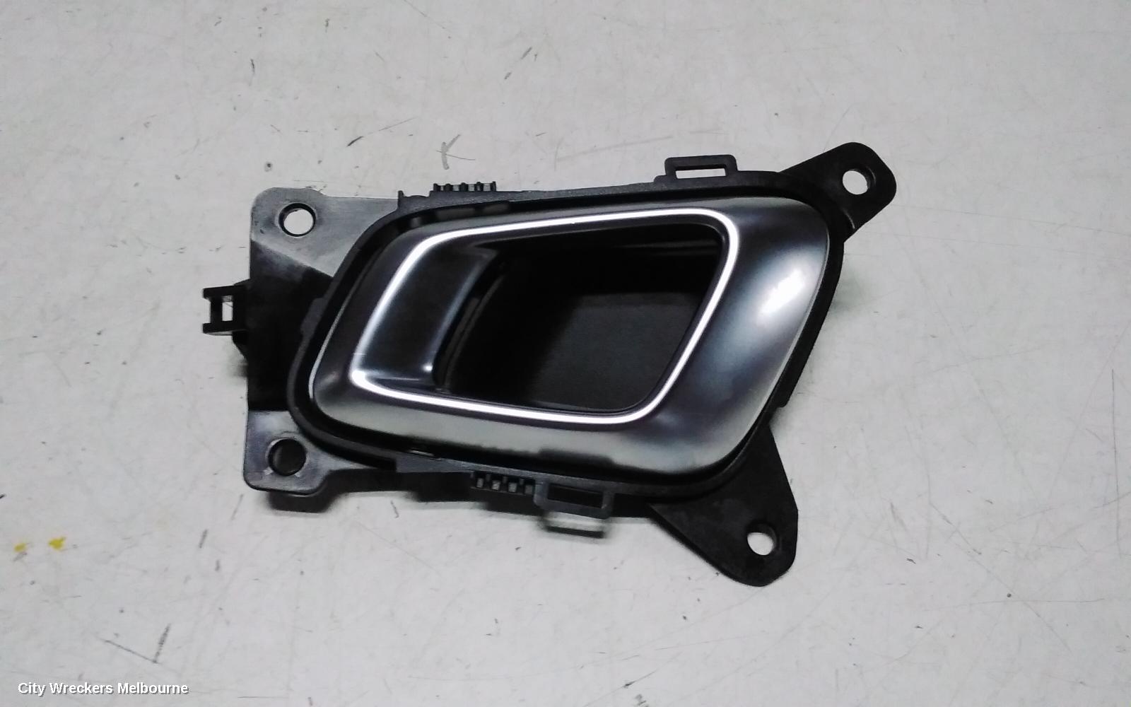 KIA CARNIVAL/GRAND CARNIVAL DOOR HANDLE, INNER, LH FRONT, KA4, 10/2020 ONWARDS