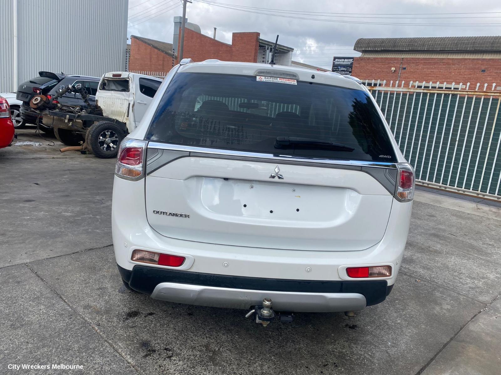 MITSUBISHI OUTLANDER TRANSFER CASE, PETROL, 2.0/2.4, ZJ-ZL, 10/2012 ONWARDS
